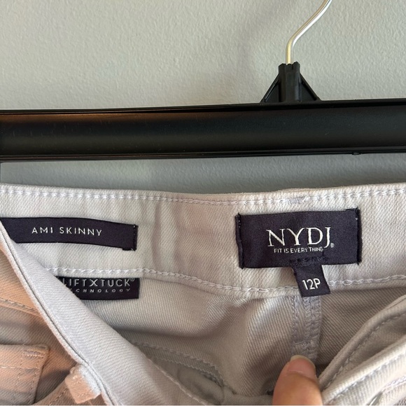 NYDJ lifttuck women’s high rise Ami skinny jeans in road-trip size 12P petite - Picture 5 of 6
